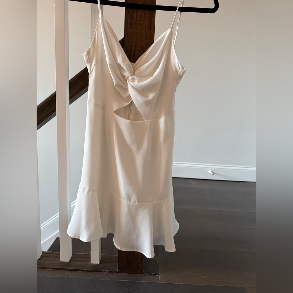 Elegant White Mini Dress